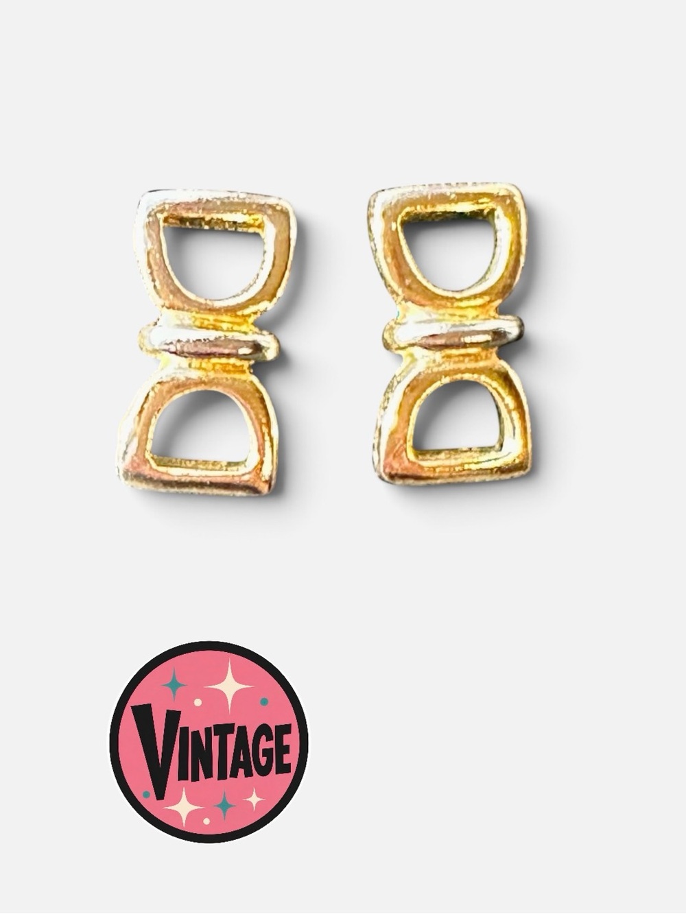 VTG Paolo Gucci Horse bit Equestrian Link Earrings
Gold Design - RARE